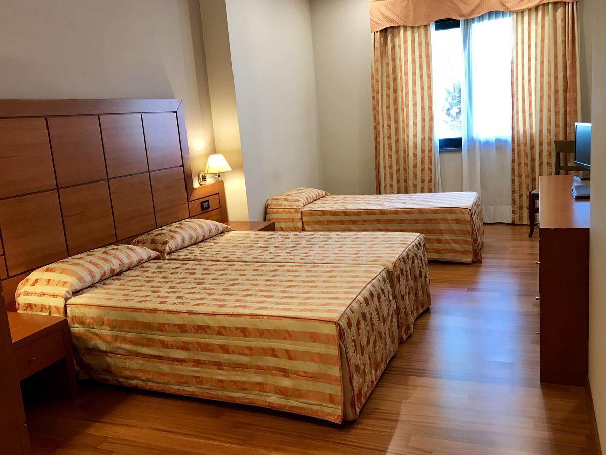 Hotel Grillo Assemini Eksteriør billede